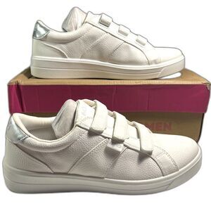 Ryka Women's Viv Classic 2 White Hook and Loop Closure Sneakers SZ 9-1/2. NEW